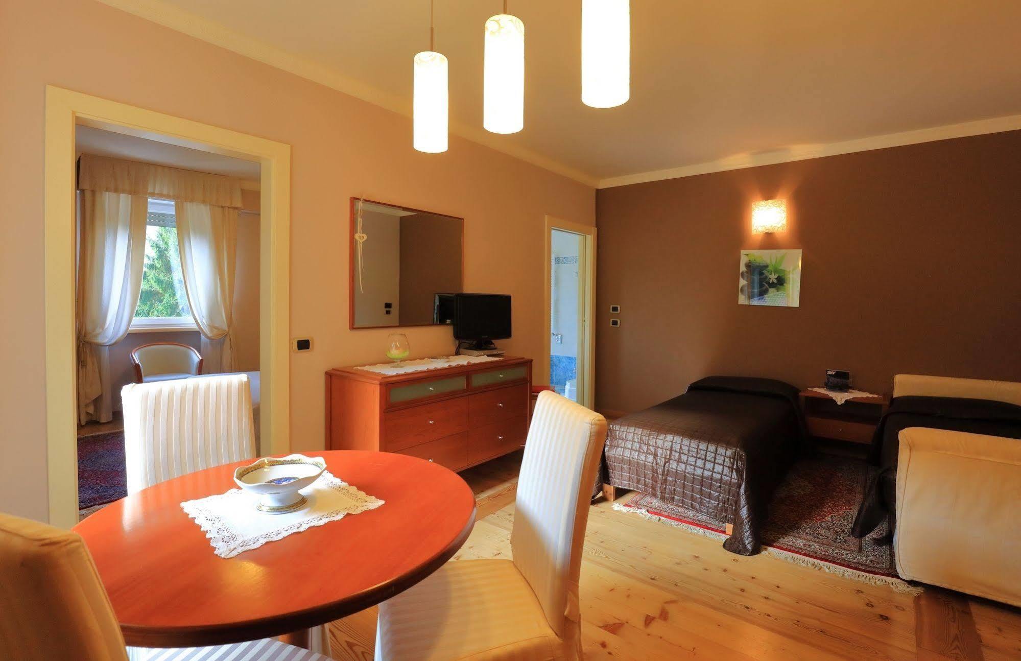 Hotel Lilla' Terlago Εξωτερικό φωτογραφία