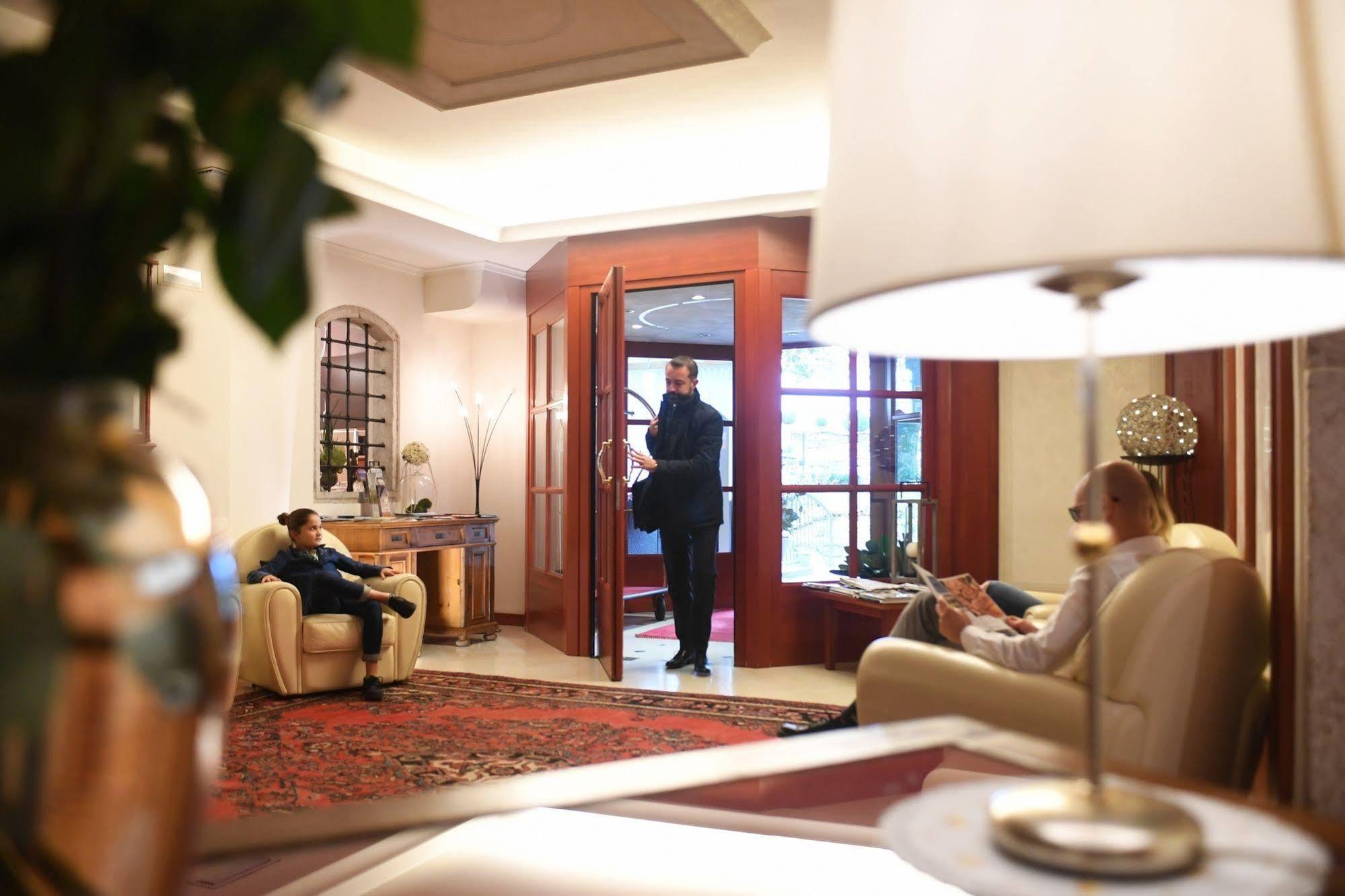 Hotel Lilla' Terlago Εξωτερικό φωτογραφία